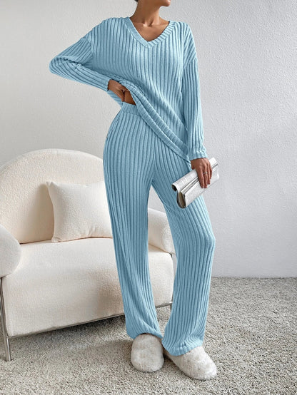 Ava Women’s Pullover Sweater Set with V-Neck and High-Waist Wide-Leg Pants 2