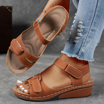 Candice Women’s Sandals with Ergonomic Sole and Vintage-Inspired Design 4