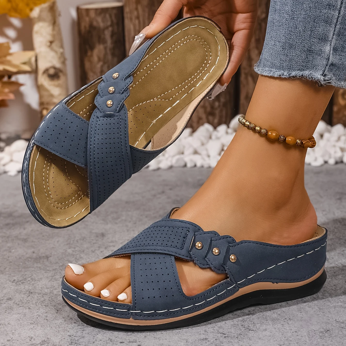 Ezera Women’s Sandals with Orthopedic Support and Lightweight Wedge Design 1