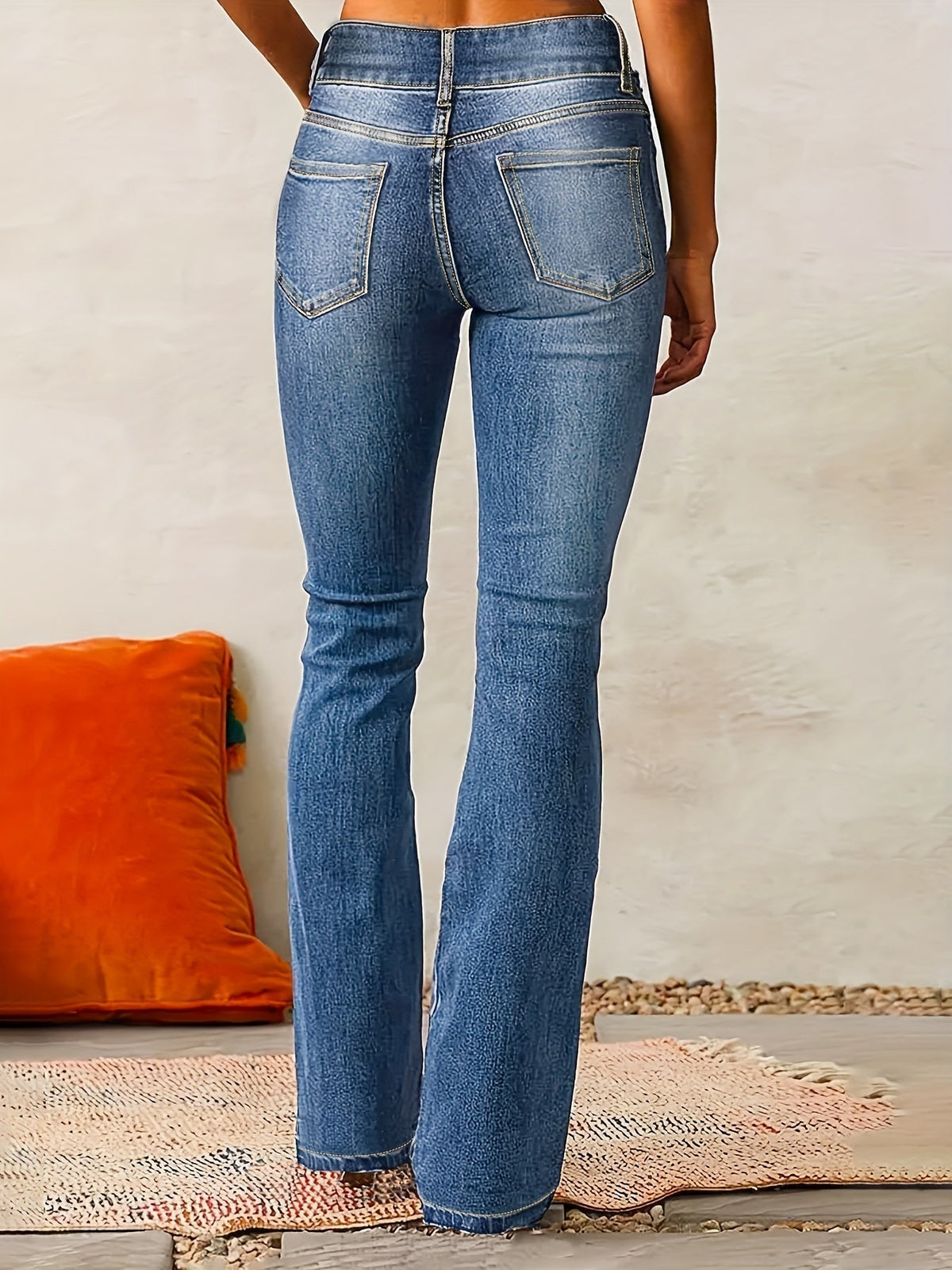 Grove Women’s High-Waist Jeans with Wide Legs and Flared Silhouette 1