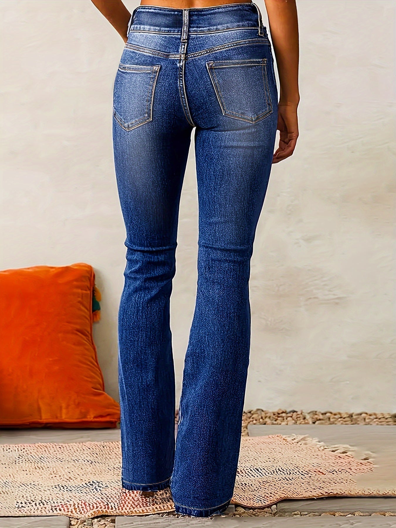 Grove Women’s High-Waist Jeans with Wide Legs and Flared Silhouette 4
