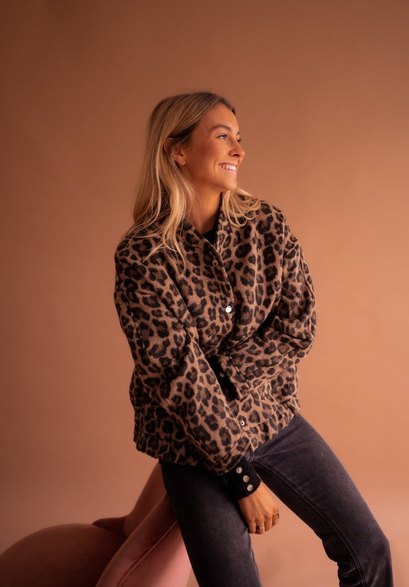 Luna Women's Quilted Jacket | Oversized Leopard Print, Cozy Fit 6
