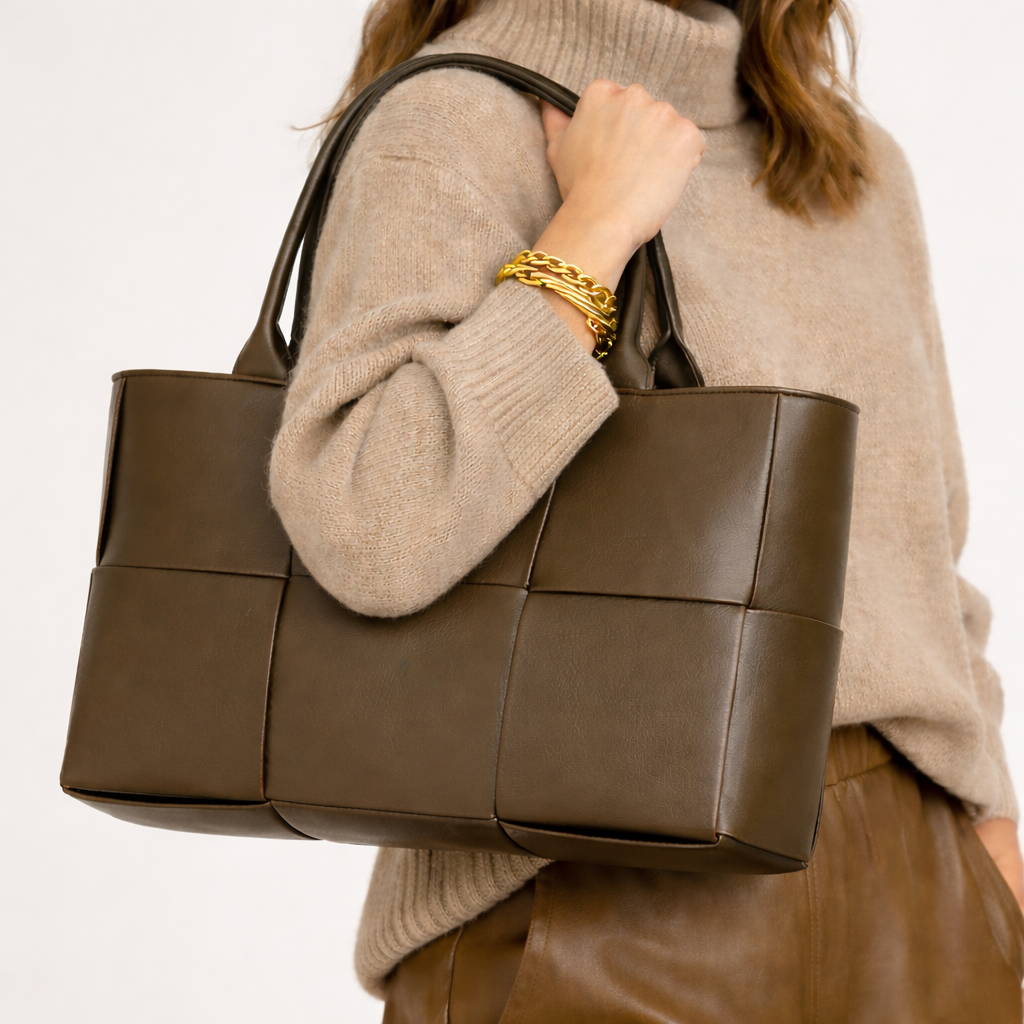Luxe Women’s Tote Bag with Woven Design and Spacious Interior 2