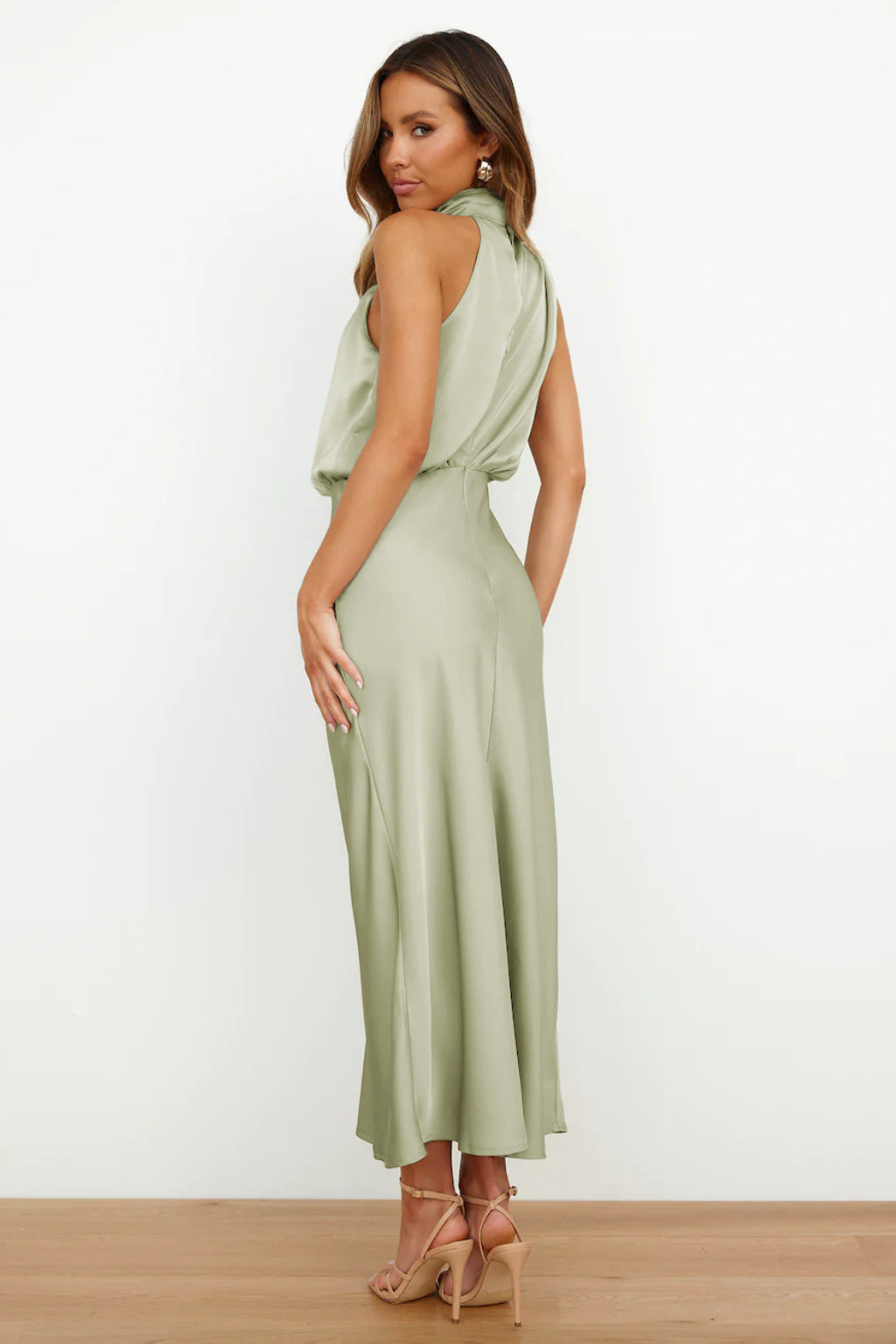 Marina Women’s Formal Dress with Halter Neckline and Flowing Silhouette 2