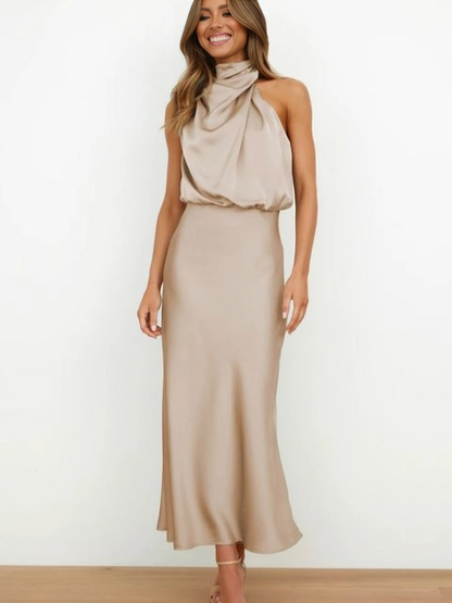 Marina Women’s Formal Dress with Halter Neckline and Flowing Silhouette 3
