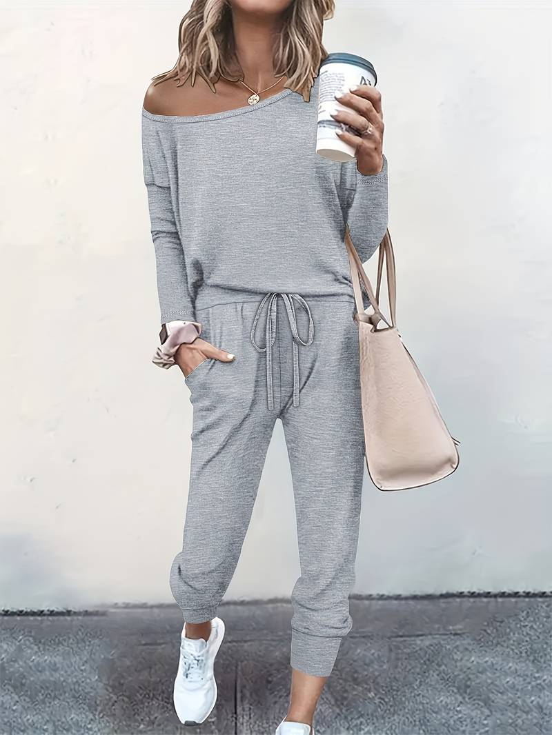 Nora Women’s Set with Relaxed Fit Top and Adjustable Drawstring Joggers 0