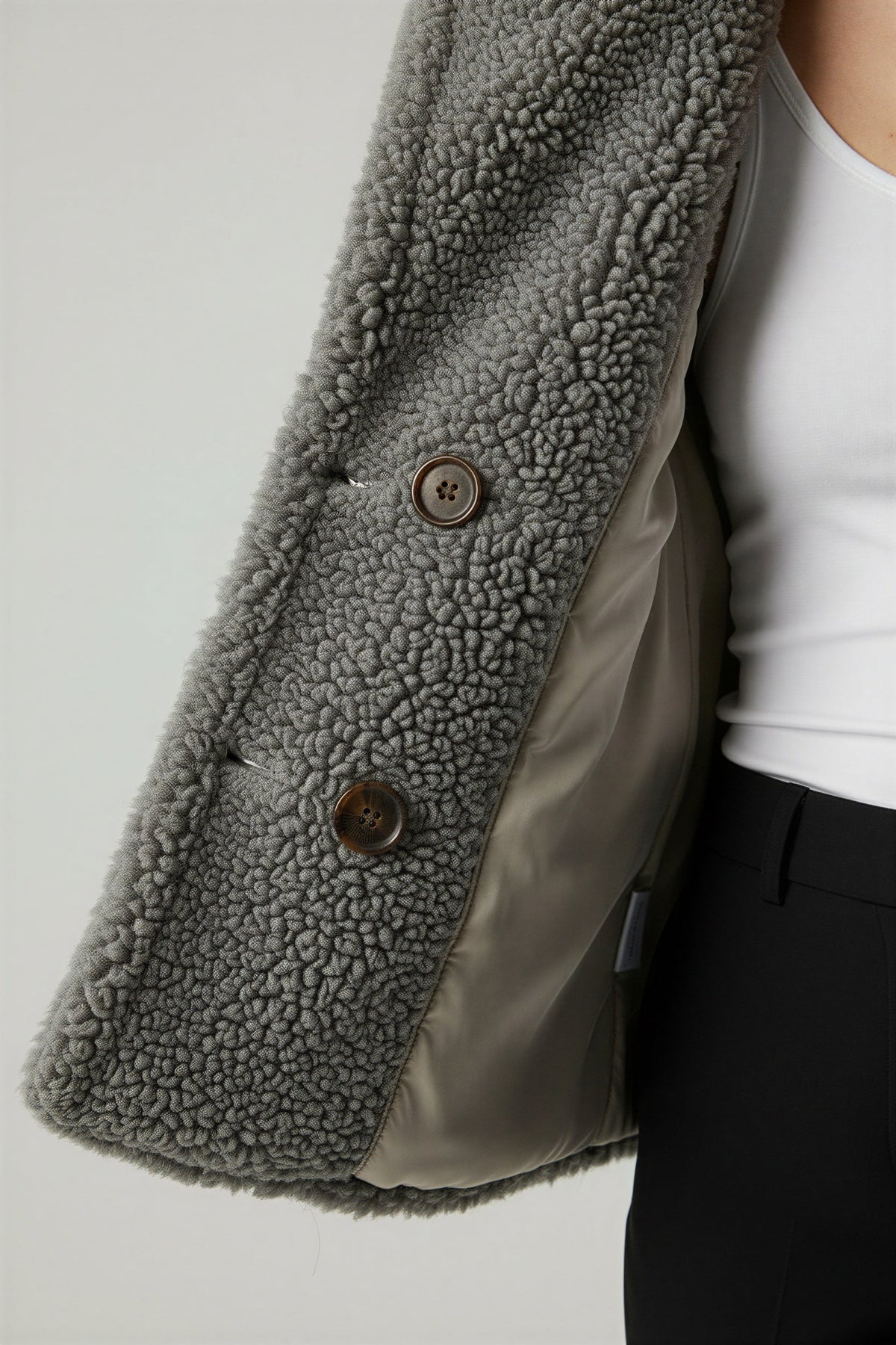 Sela Women's Sherpa Jacket | Soft Oversized Teddy Coat for Winter 8